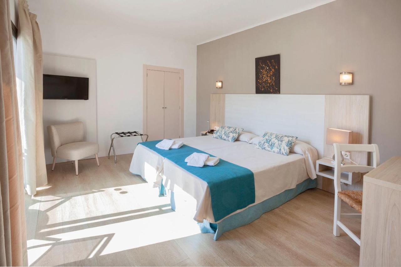 Petit Garden Hotel By Flacalco Cala Ratjada  Exterior photo