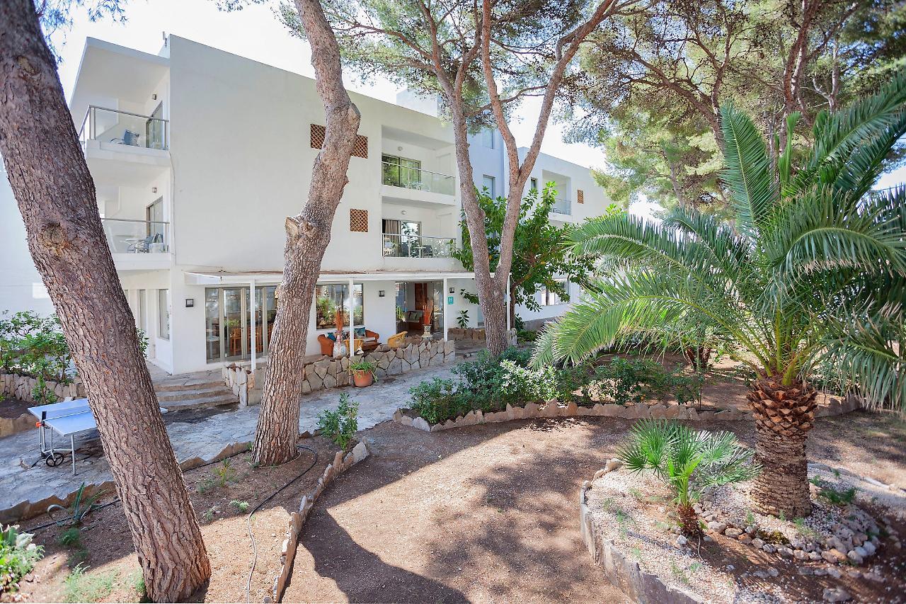 Petit Garden Hotel By Flacalco Cala Ratjada  Exterior photo